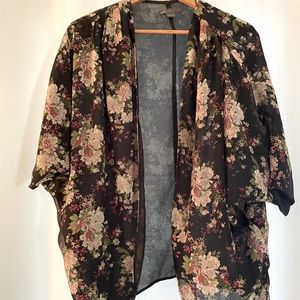 maddy k floral kimono